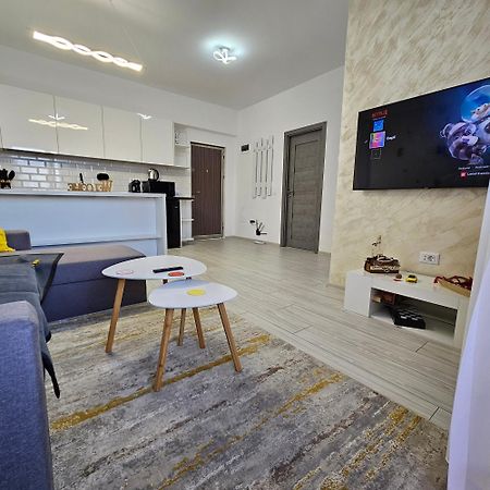 Apartament Dem Radulescu Langa Strand Рымнику-Вылча Экстерьер фото