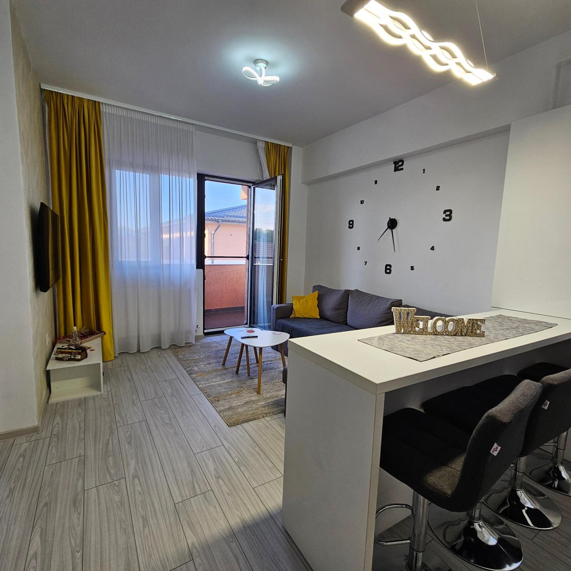 Apartament Dem Radulescu Langa Strand Рымнику-Вылча Экстерьер фото
